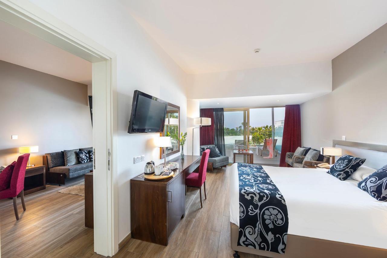 Ξενοδοχείο Crystal Springs 4*